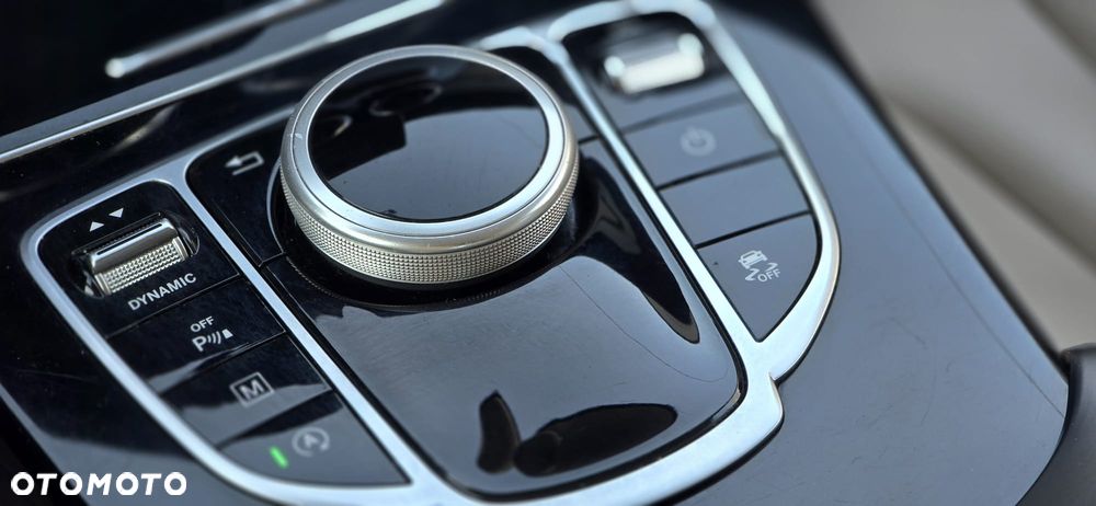 Mercedes-Benz GLC - 20