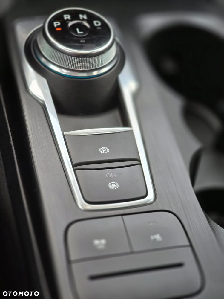 Ford Kuga 2.5 Duratec FHEV ST-LINE - 21