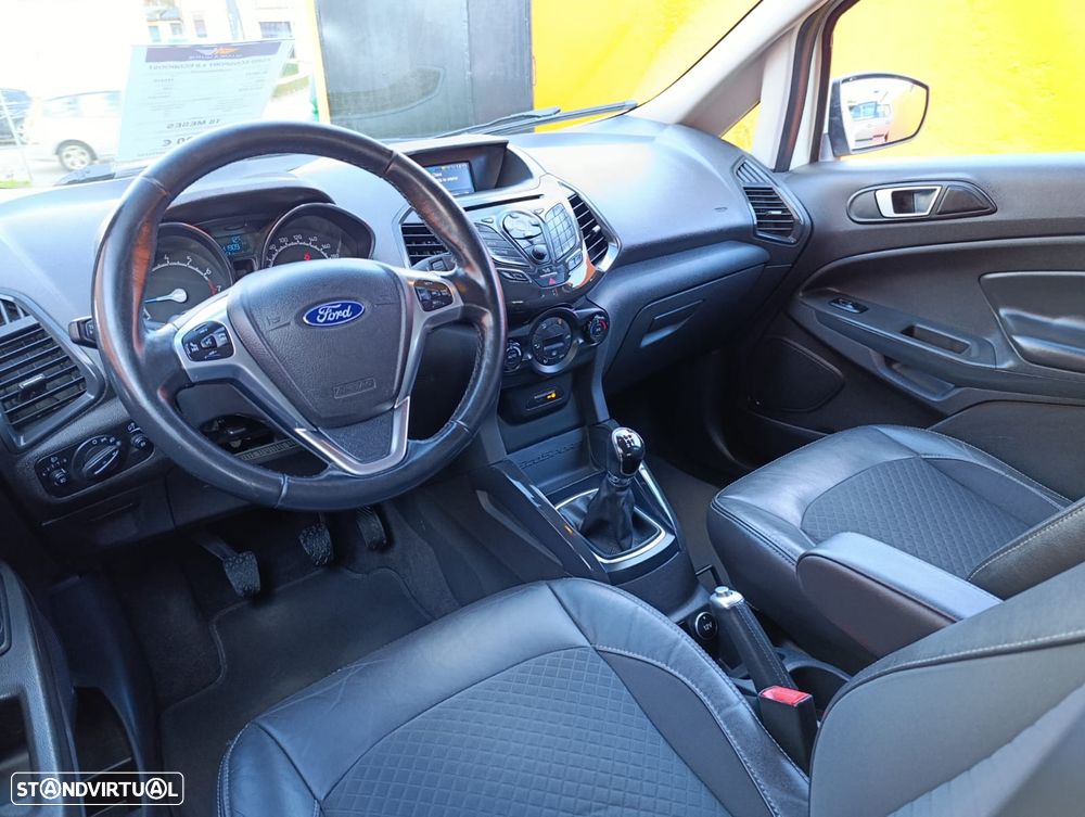 Ford EcoSport 1.0 STCi Titanium - 9