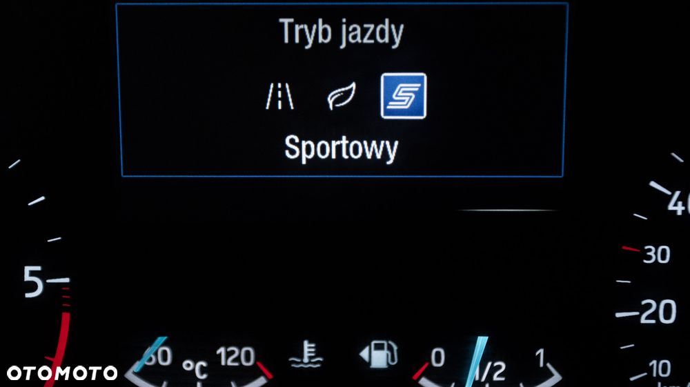 Ford Focus SW 1.5 EcoBlue Trend Edition - 27