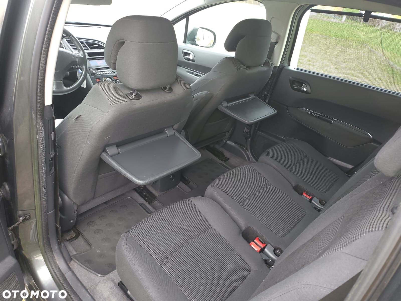 Peugeot 5008 1.6 BlueHDI Allure S&S - 2
