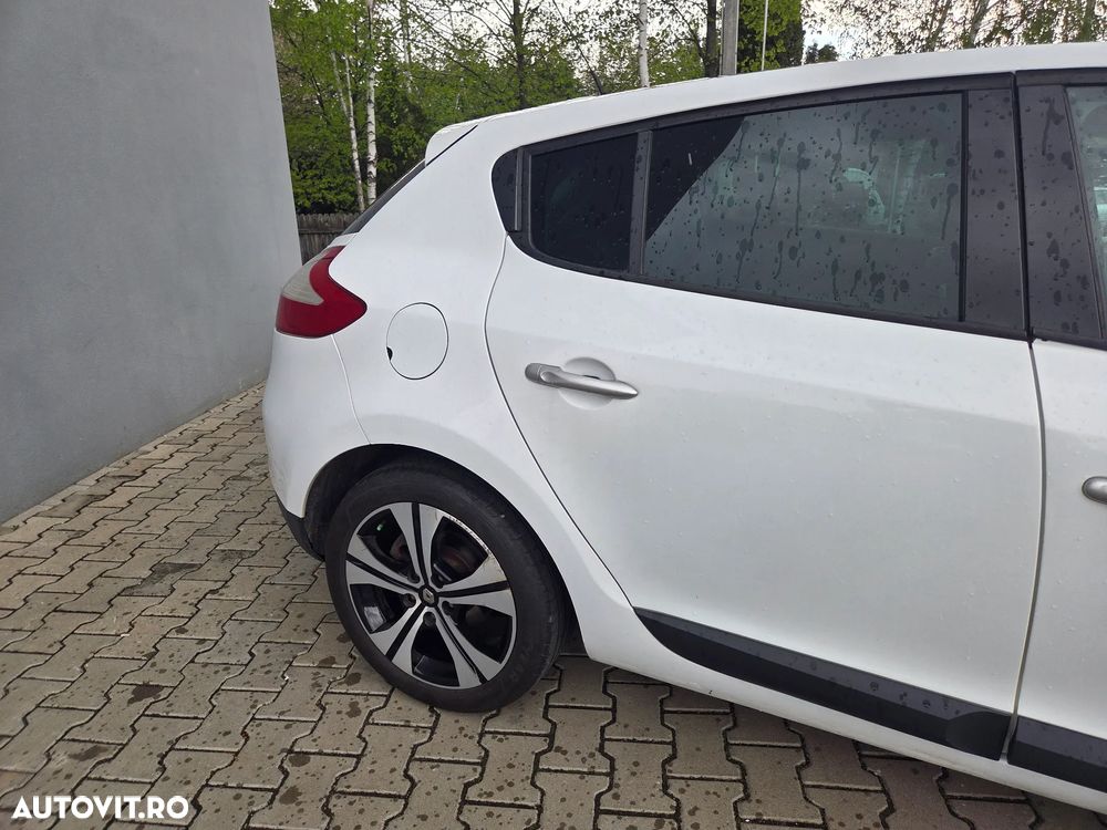 Renault Megane dCi 110 FAP EDC Bose Edition - 5