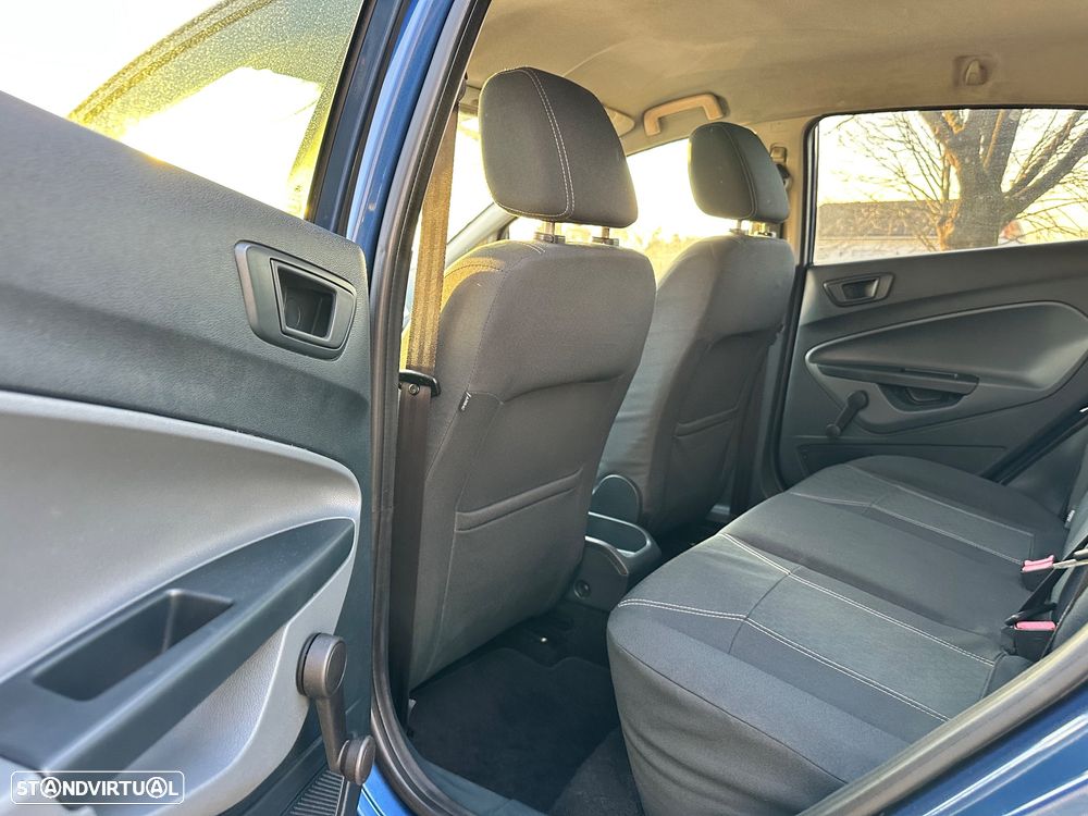 Ford Fiesta - 20