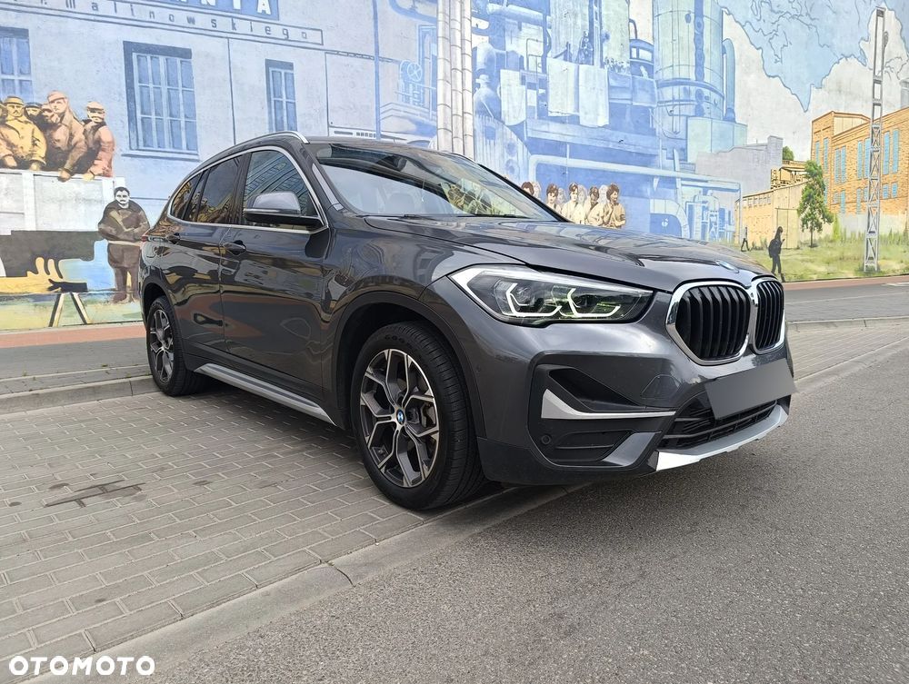BMW X1 xDrive25i Sport Line - 1