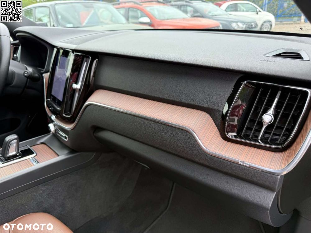 Volvo XC 60 - 33