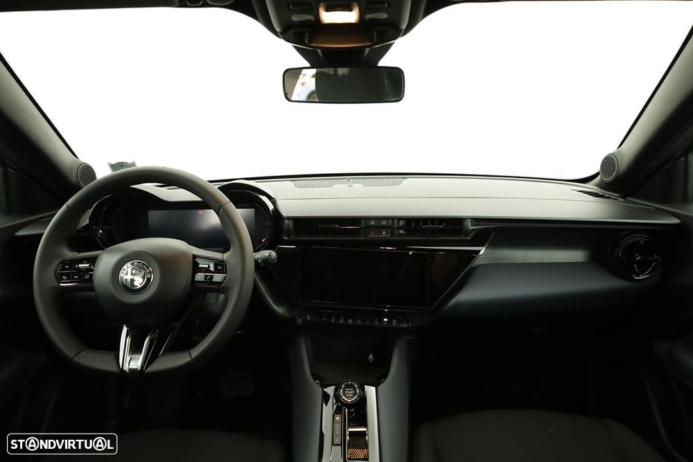 Alfa Romeo Junior Elletrica 50 kWh - 9