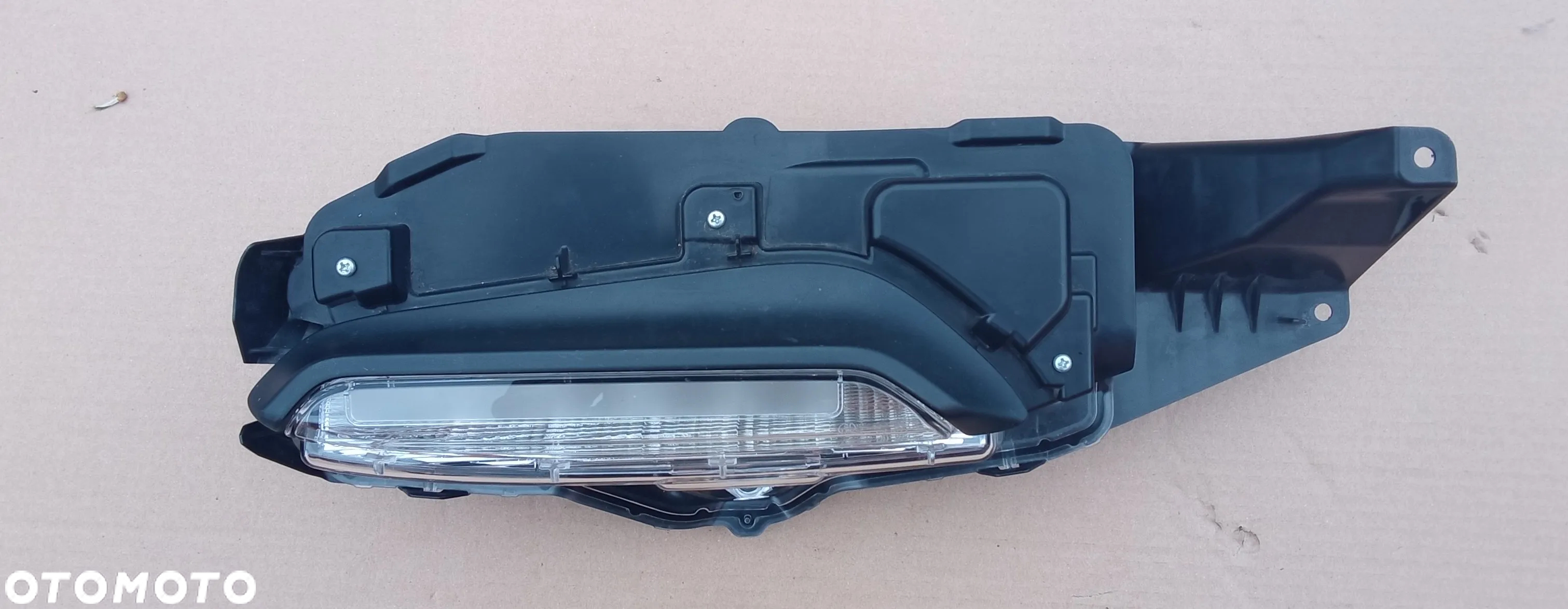 Halogen prawy przód toyota Yaris cross 21≥ led - 3
