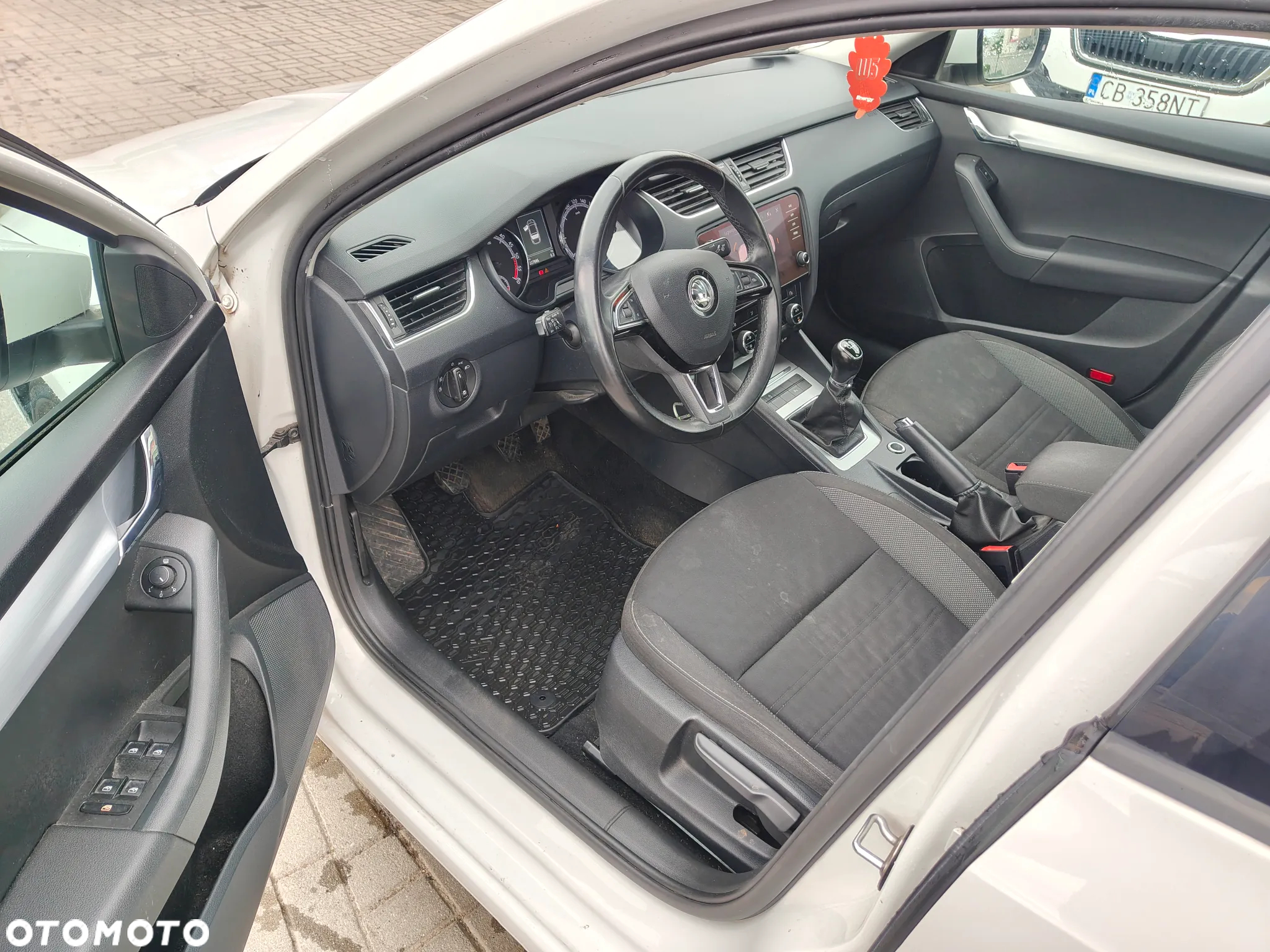 Skoda Octavia 1.6 TDI Ambition - 9