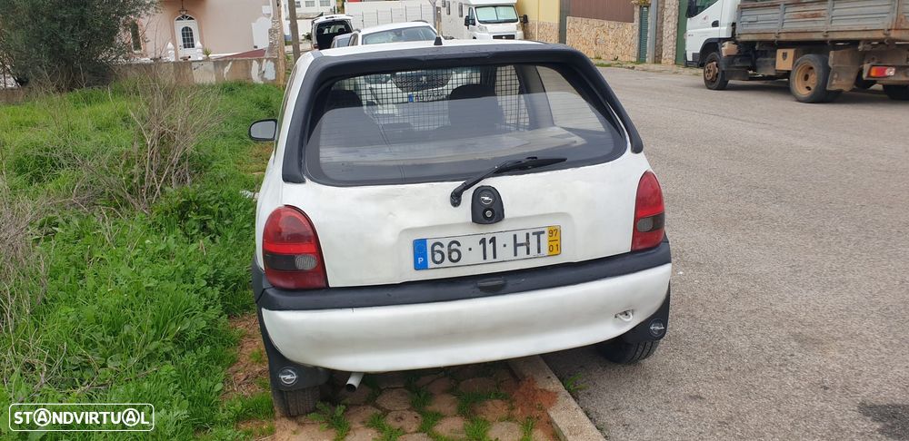 Opel Corsa - 3
