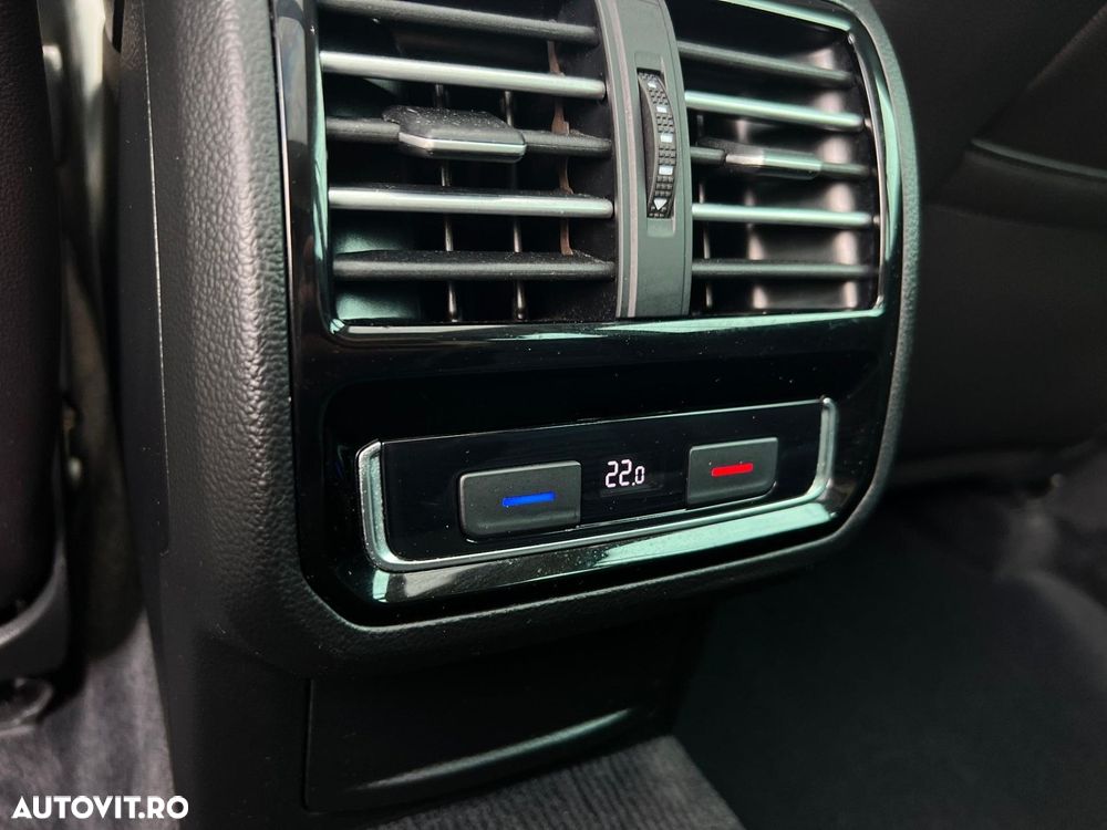 Volkswagen Passat Alltrack - 33
