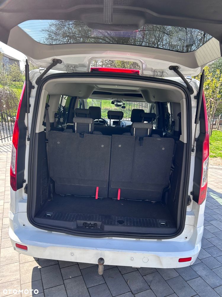 Ford Tourneo Connect 1.5 TDCi Titanium - 5