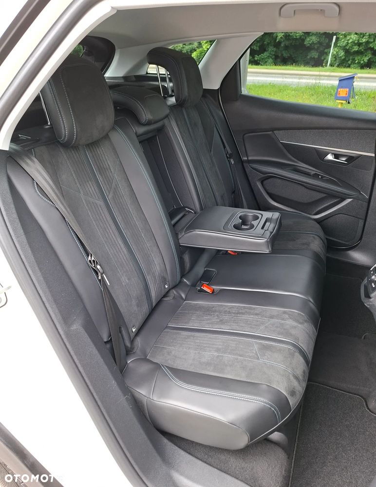 Peugeot 3008 BlueHDi 130 Stop & Start EAT8 Roadtrip - 13