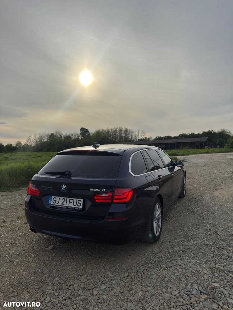 BMW Seria 5 520d Aut. - 3