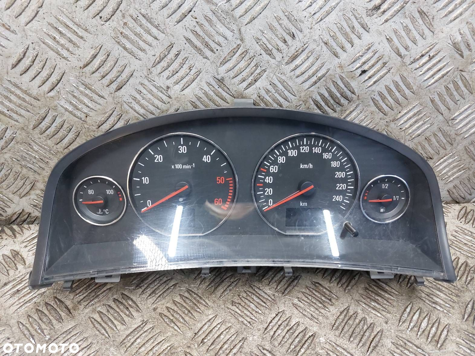 LICZNIK ZEGARY SIGNUM VECTRA C 2.2 DTI 13159796BK - 2