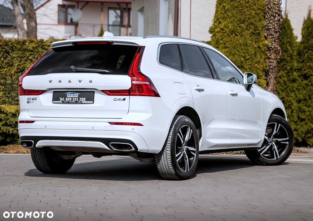 Volvo XC 60 D4 AWD Geartronic RDesign - 9