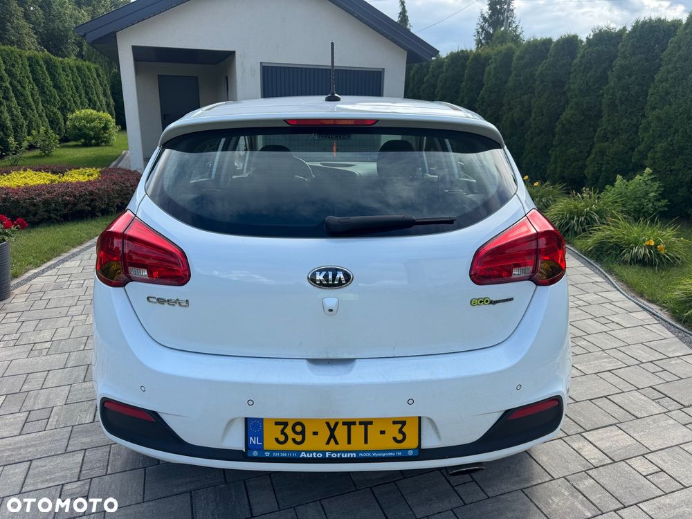 Kia Ceed 1.6 GDI Platinum Edition - 15