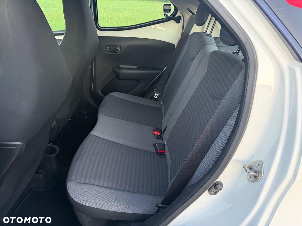 Toyota Aygo - 13