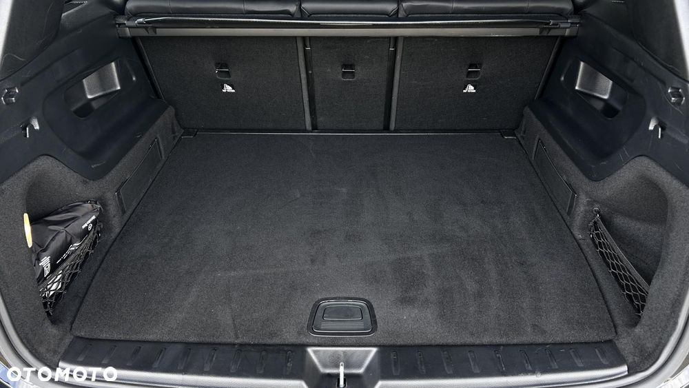 Mercedes-Benz GLB 200 d 4-Matic AMG Line 8G-DCT - 29