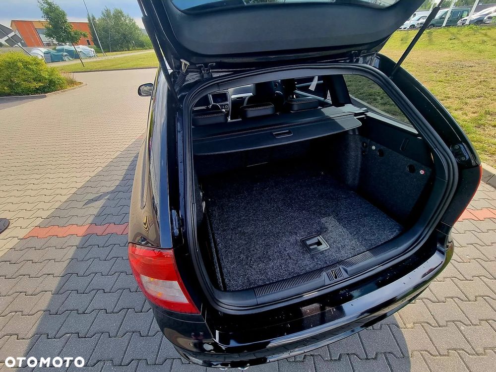 Skoda Octavia 2.0 TDI RS - 27