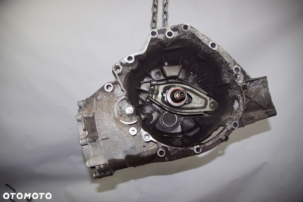 SKRZYNIA BIEGÓW AUDI A4 B8 KXP 2.0 TDI - 4