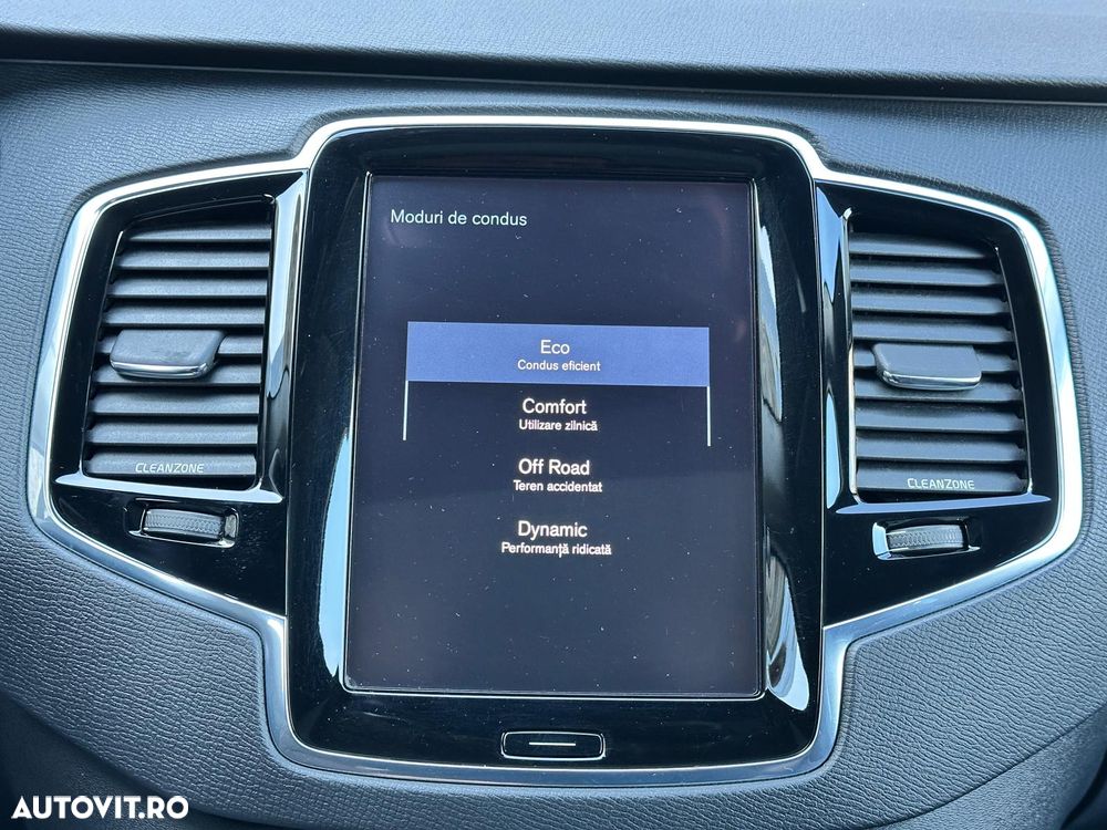 Volvo XC 90 D5 AWD Geartronic Inscription - 38