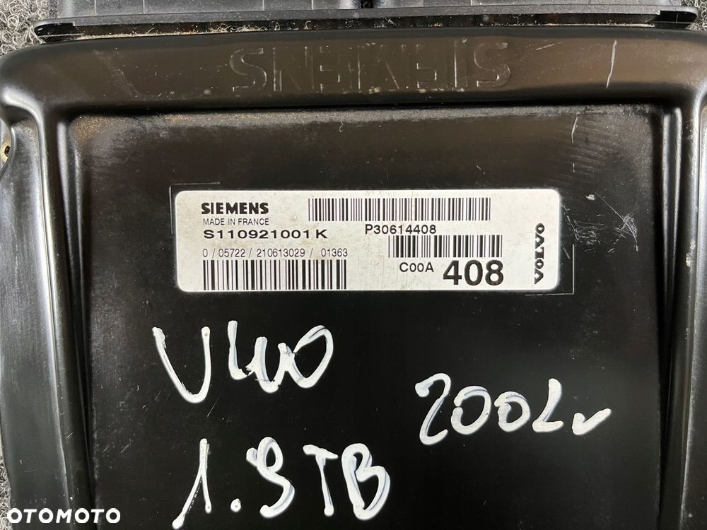 volvo v40 s40 lift 00-04 2.0t 200km sterownik silnika 30614408 - 2