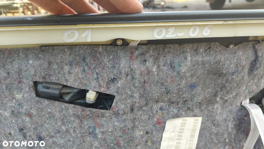 MERCEDES W211 BOCZEK TAPICERKA Prawy Przód Przedni Skórzany EU 02-06 - 14