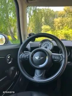MINI Cooper Standard - 12