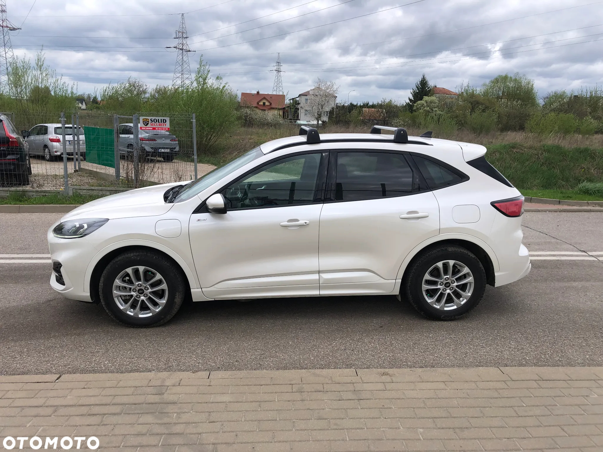 Ford Kuga - 2