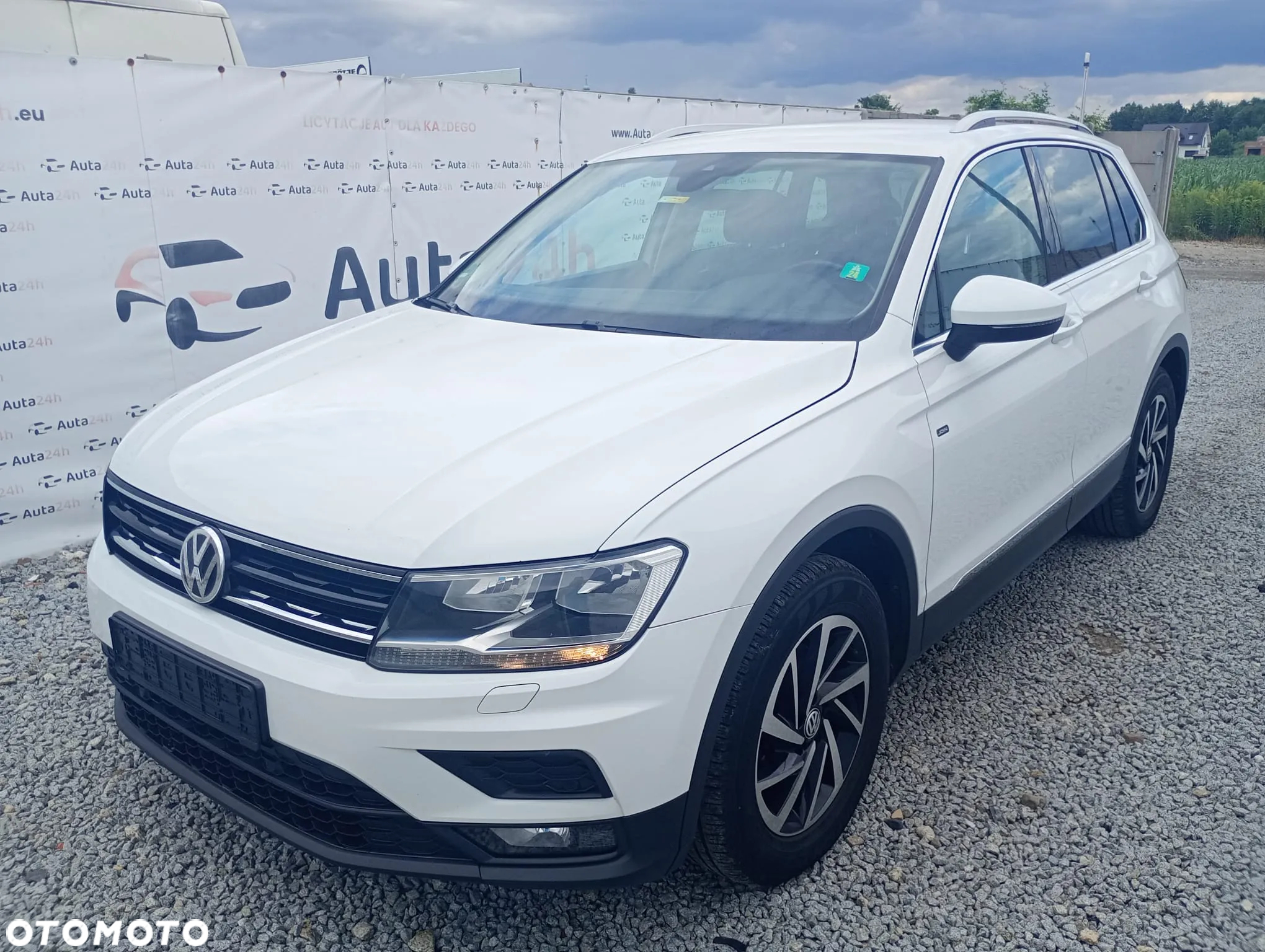 Volkswagen Tiguan 2.0 TDI DSG - 2