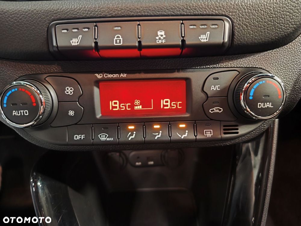 Kia Ceed 1.6 GDI Smart Plus - 10