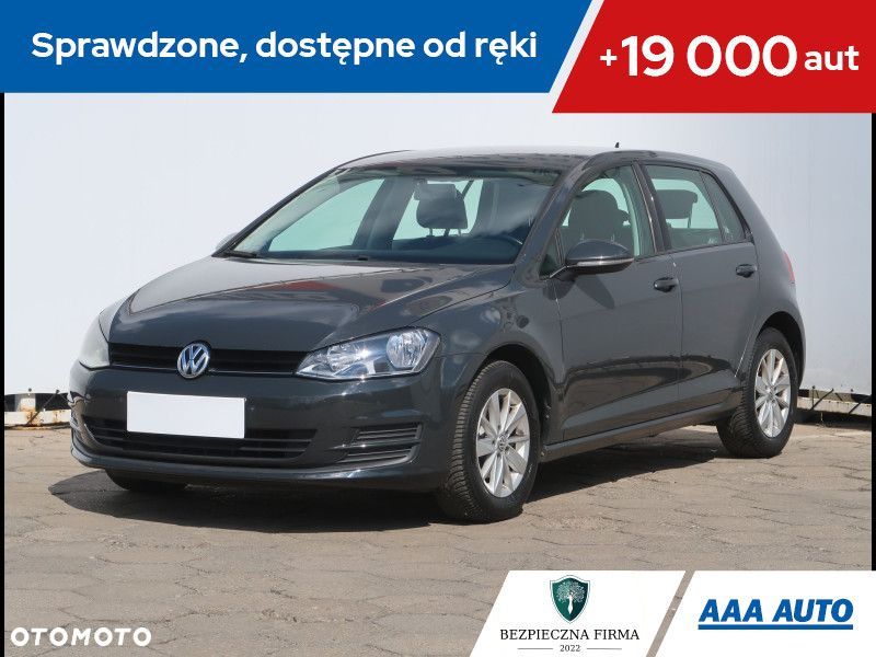 Volkswagen Golf - 2