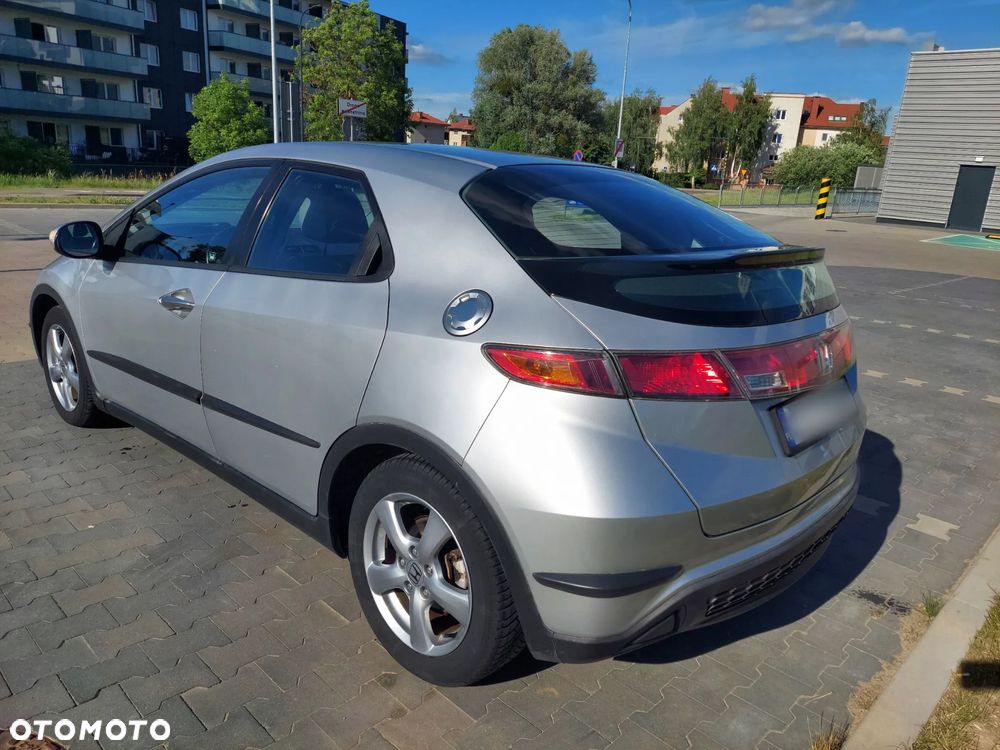 Honda Civic - 4