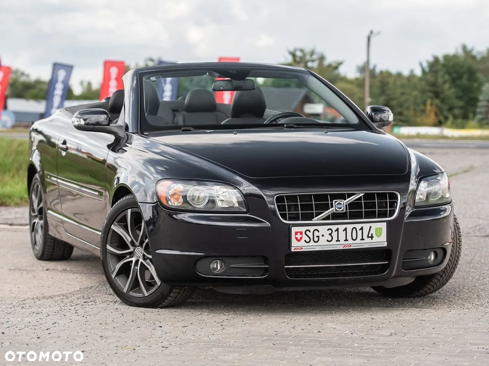 Volvo C70 2.4i Momentum - 1