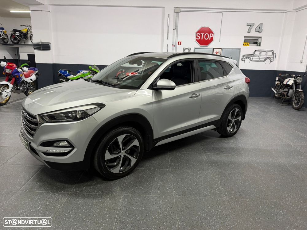 Hyundai Tucson 1.7 CRDi Executive - 27