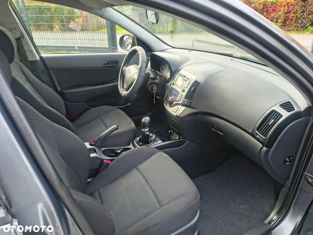 Hyundai i30 1.4 Blue Comfort - 18
