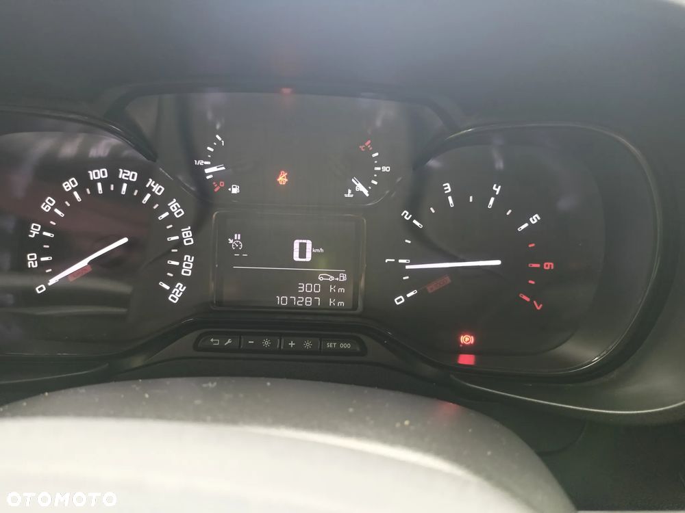 Toyota Proace - 13