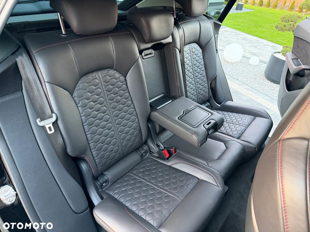 Audi Q8 - 25