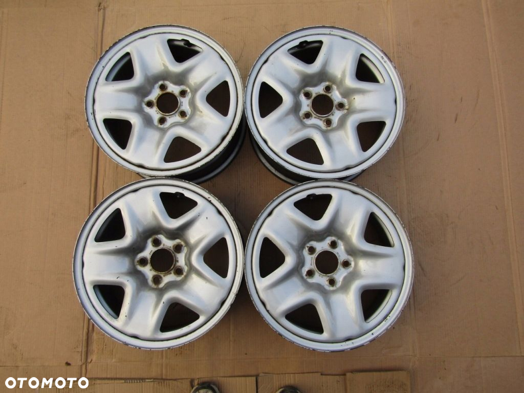 4x Felgi 17 Kia Sportage II IV Hyundai Tucson ix35 7j 5x114,3 ET50 - 12