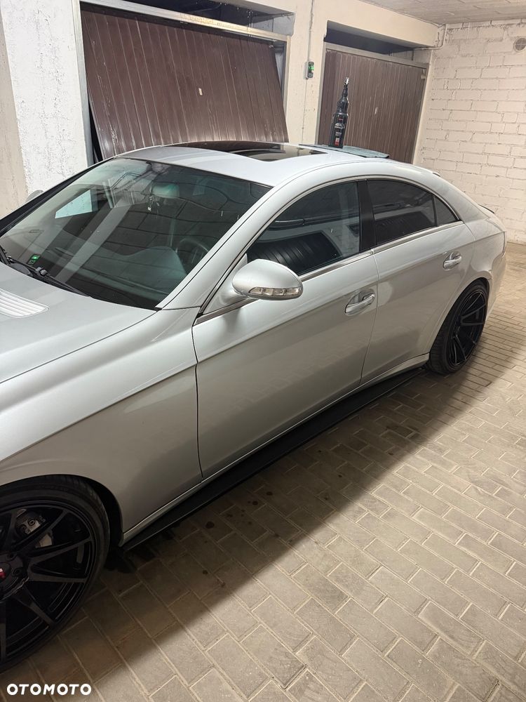 Mercedes-Benz CLS 500 - 4