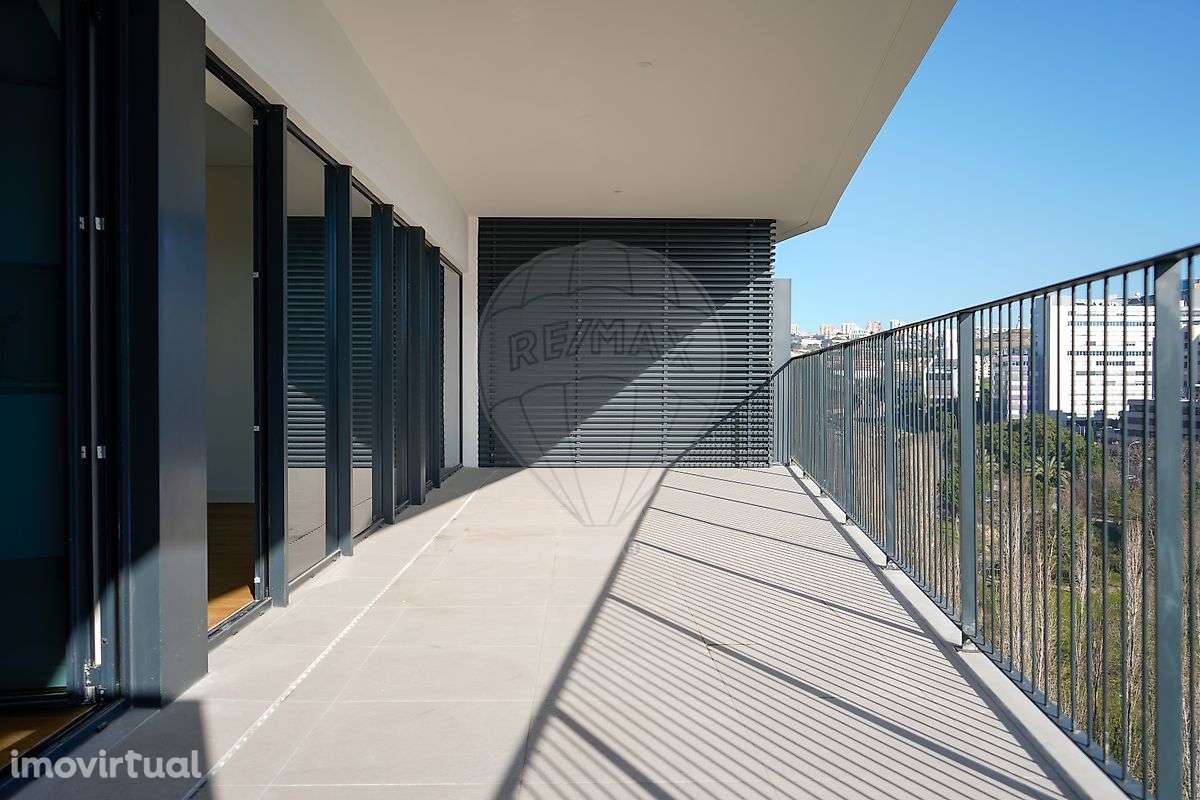 Apartamento T4 para venda - Grande imagem: 2/27