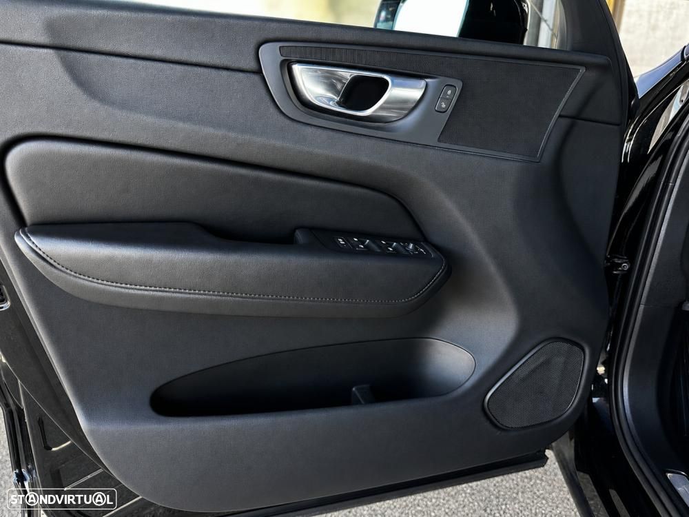 Volvo XC 60 T6 AWD Recharge Plus Dark - 22
