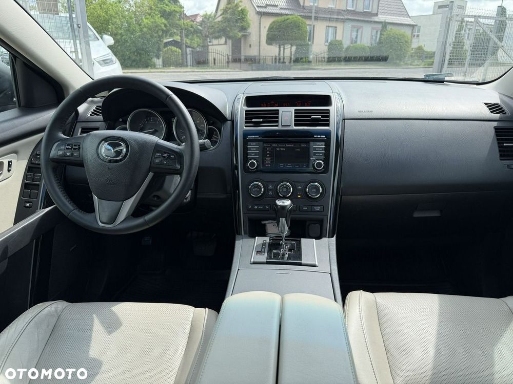 Mazda CX-9 - 12