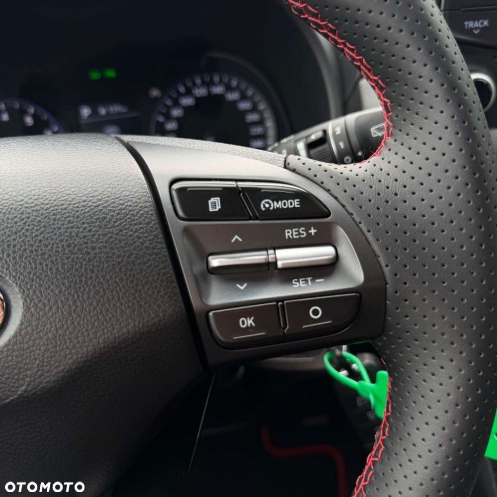 Hyundai Kona - 25