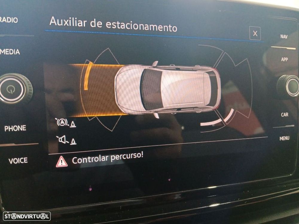 VW T-Roc 1.0 TSI Life - 24