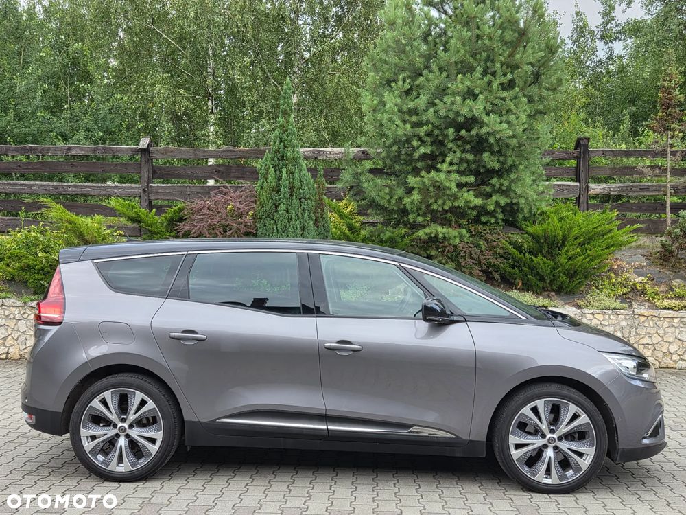 Renault Grand Scenic - 10