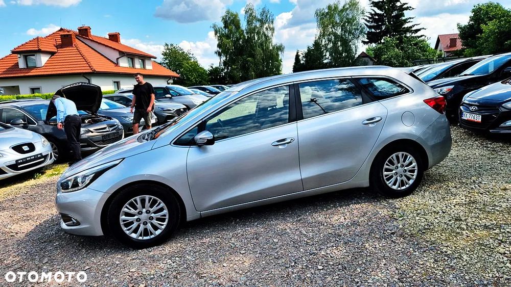 Kia Ceed 1.6 GDI XL - 21