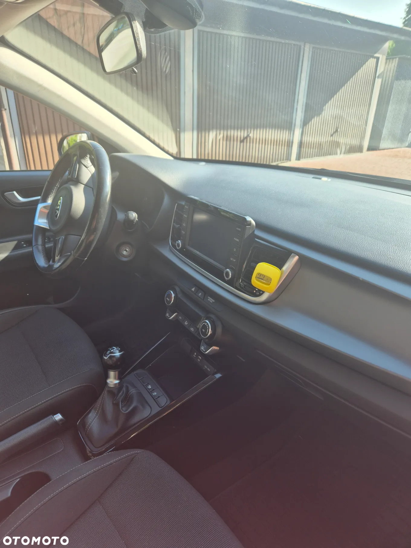 Kia Rio - 13