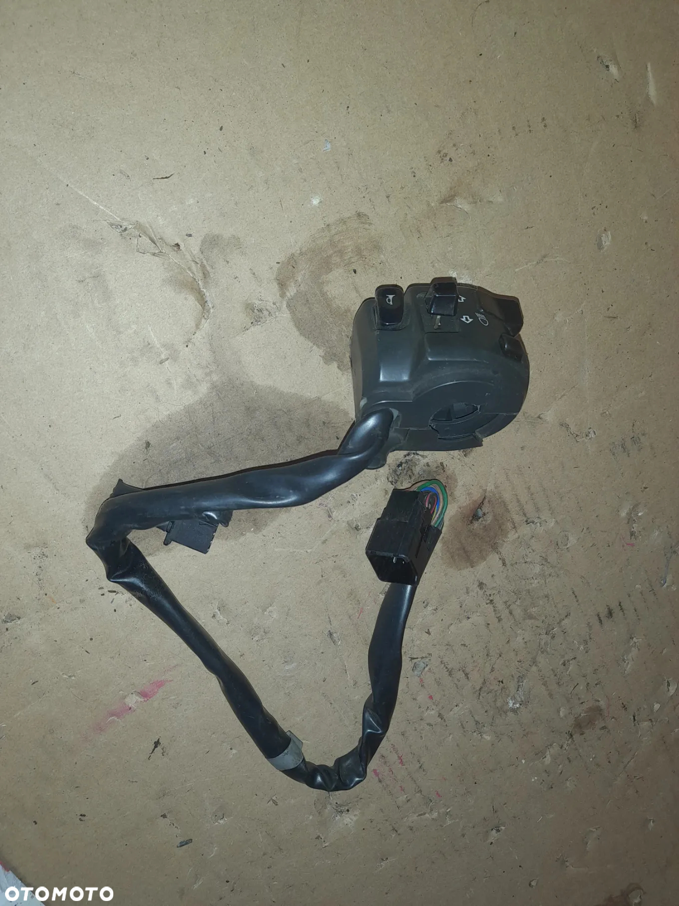 KAWASAKI ZX 10 r 2006 - 2011 PRZEŁĄCZNIK LEWY - 5
