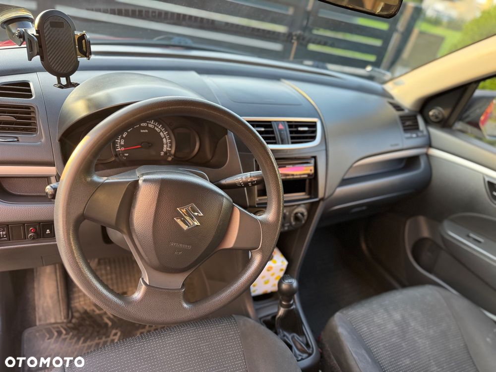 Suzuki Swift 1.2 Club - 5